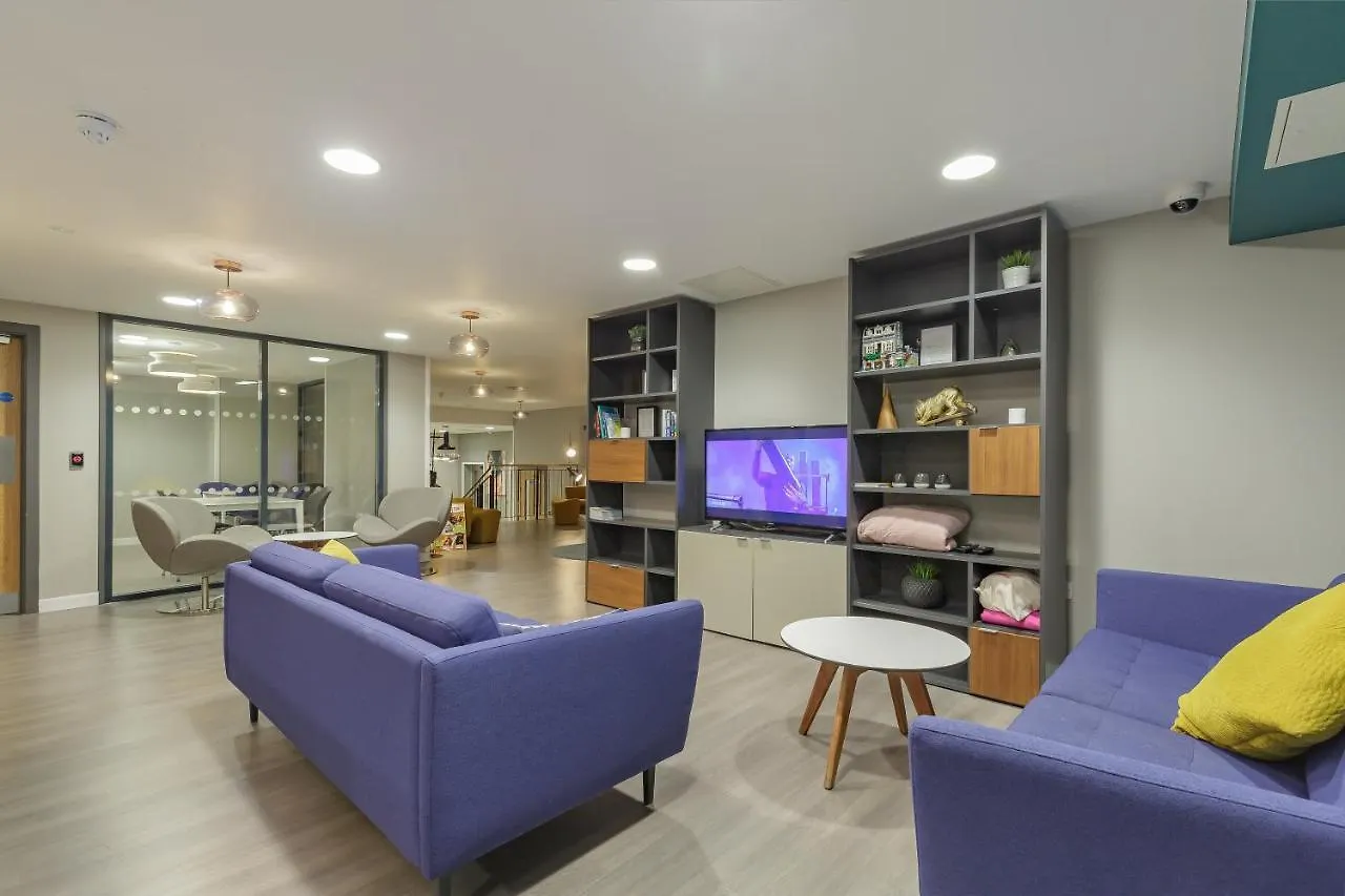 Joivy Affordable Edinburgh - Adults Only Hotel