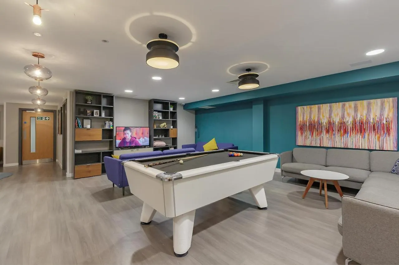 Joivy Affordable Edinburgh - Adults Only Hotel