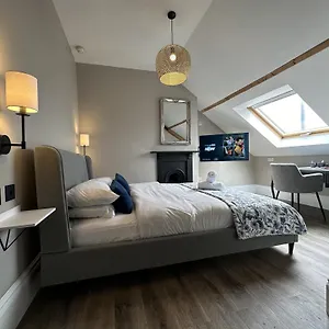 *** Bed & Breakfast Number One Hundred Verenigd Koninkrijk