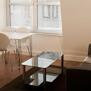 Serviced Apartments: Charlotte Street Apartamento Aberdeen