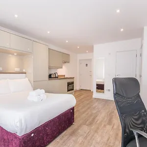 Town Or Country - Canute Apartamento Southampton