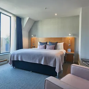 Apex Of Hotel Londres